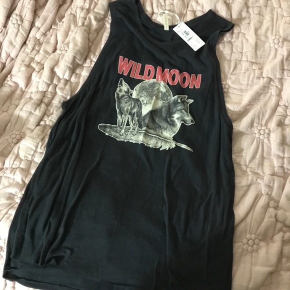 *Sold* Wild Moon tank BNWT Medium - Picture 3 of 5